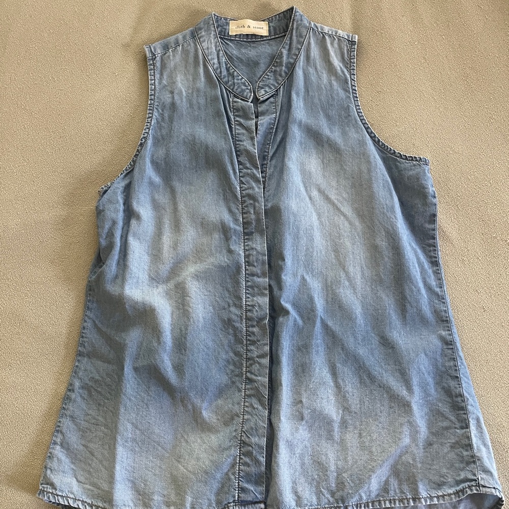Cloth & Stone women’s sleeveless high-low denim top size XS
